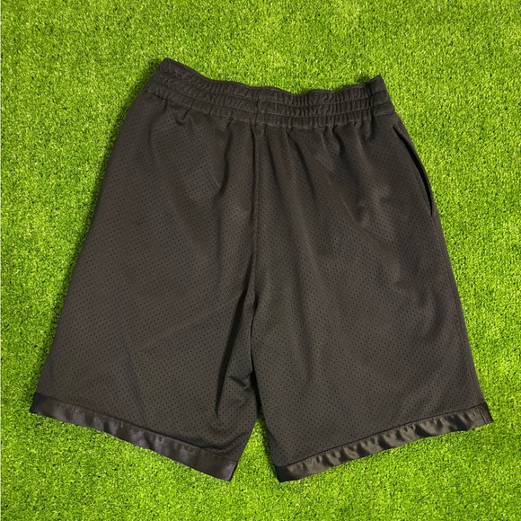 Vintage Starter Reversible Basketball Shorts - Picture 4 of 9